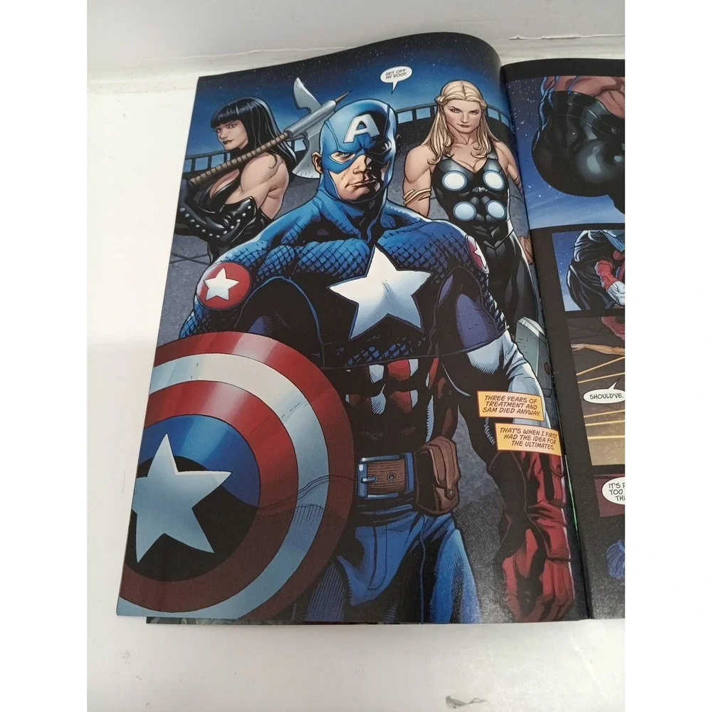 MARVEL Comics Ultimate: New Ultimates #1A Variant Wraparound Foldout Cho Cover